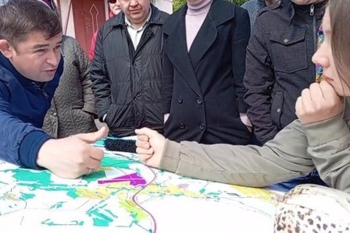    Предложение о строительстве в селе Гильдеево ЖК на 913,4 тыс. кв. м нецелесообразно, а целесообразно сократить объем планируемого строительства до 280 тыс. кв. м. Реальное время / realnoevremya.ru
