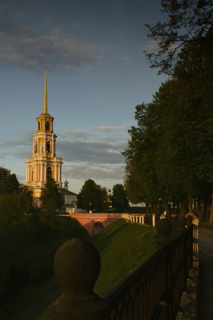 На фото Рязанский кремль, г. Рязань 