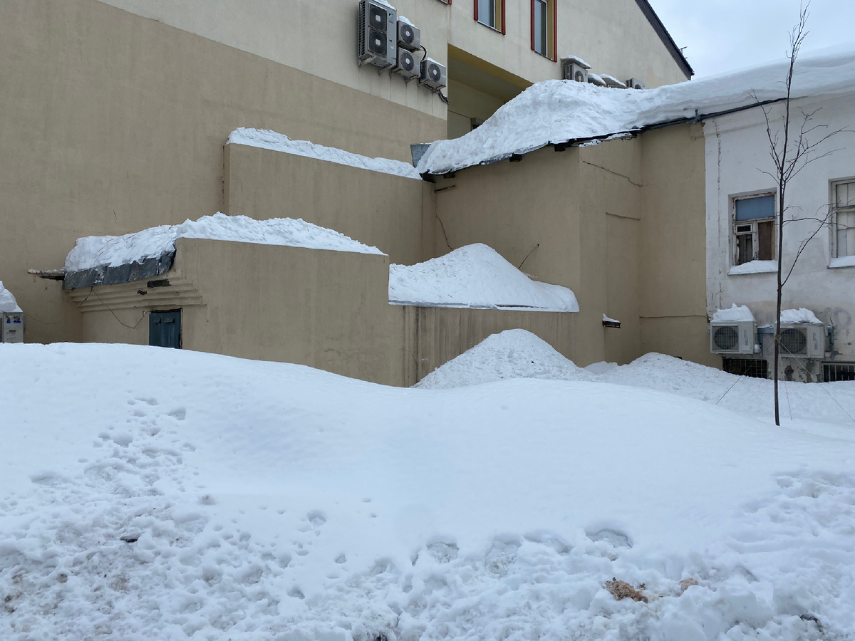 Двор в центре Москвы!😡