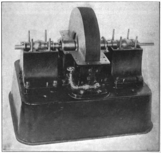 Турбина Теслы образца 1912 года без верхней крышки (источник: Wikimedia Commons)