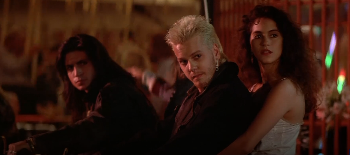 Вампиры (кадр из фильма «Пропащие ребята»)