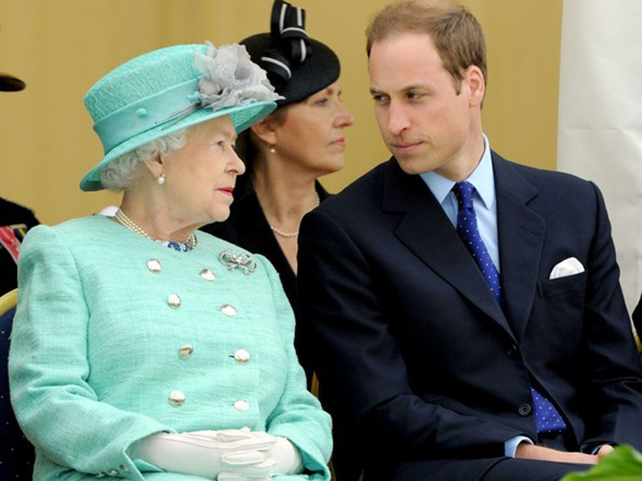 Мнение британцев: принц Уильям делает то, что делала его бабушка - спасает монархию