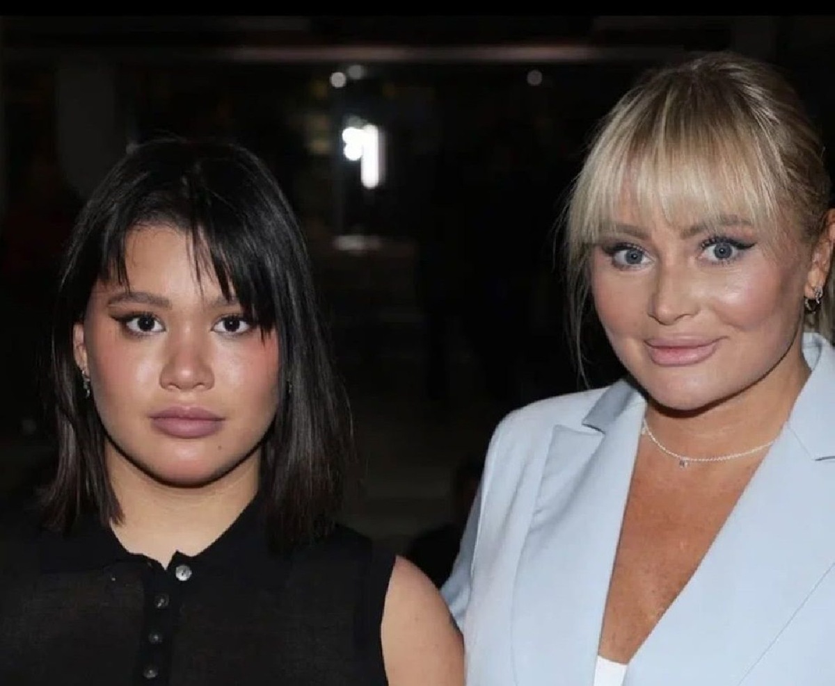    Полина и Дана Борисовы (Фото: Instagram* / @danaborisova_official)