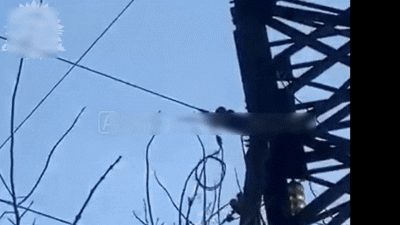 Первый запечатлённый случай применения Mirage-2000 для сброса авиабомб. Видео: канал Кирилла Фёдорова