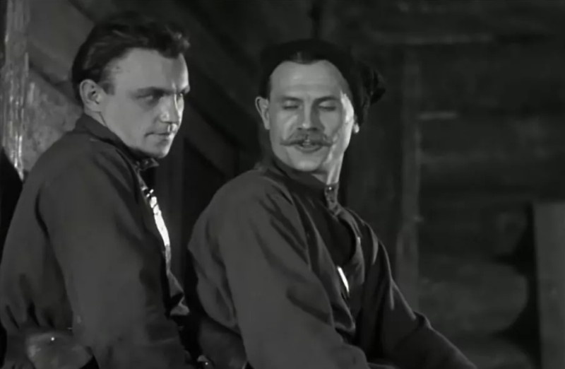 «Василий Иванович, ты за какой интернационал?»