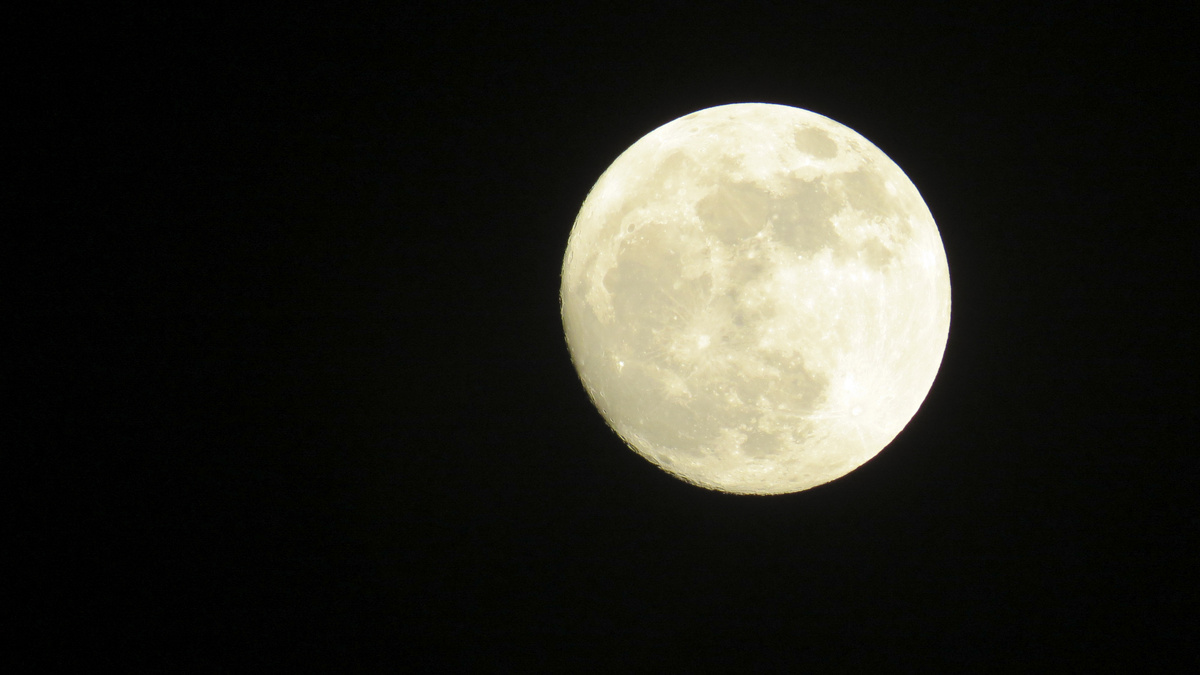 Ожидается, что в этот раз можно будет увидеть так называемую кровавую Луну.  Фото: Фото: ФедералПресс / Наталья Ельцова