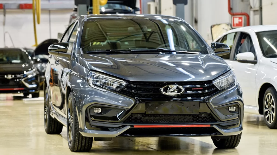 Горячие универсал и седан Lada Vesta Sport: старт производства