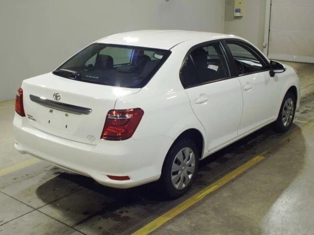 Toyota Corolla Axio 2020 год