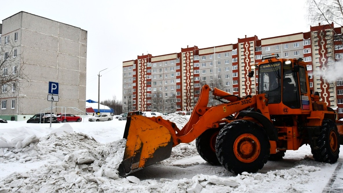    В Лангепасе перенесли сроки снегоуборочных работ