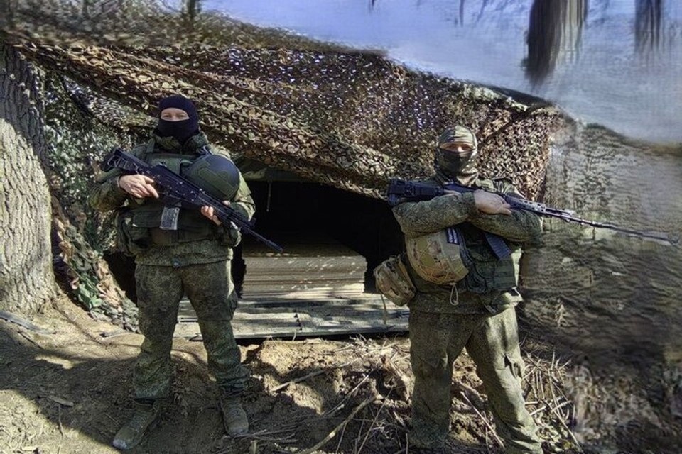    Воины ВДВ получили стройматериалы от херсонской предпринимательницы. Фото: реготделение «Единой России»