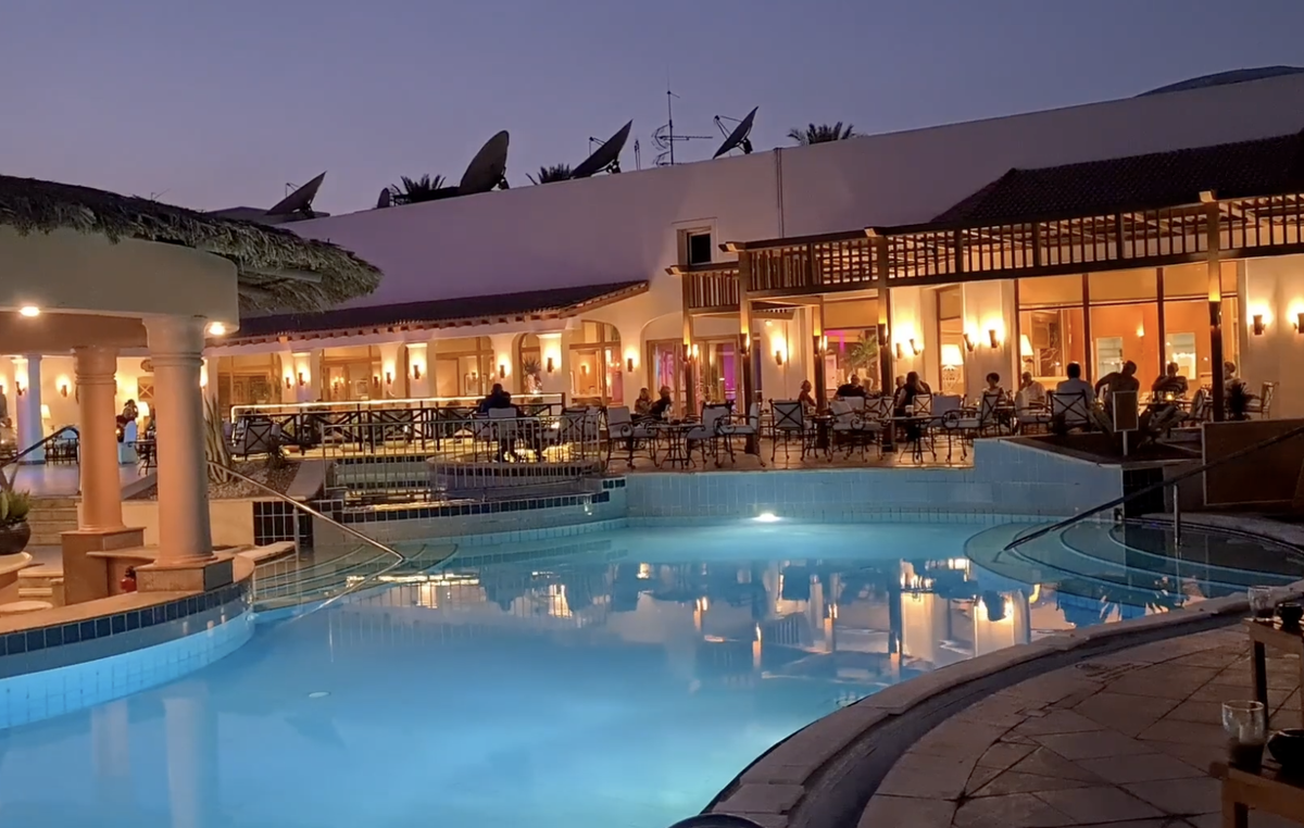 Вечерние прогулки и ужины под открытым небом — то, что надо