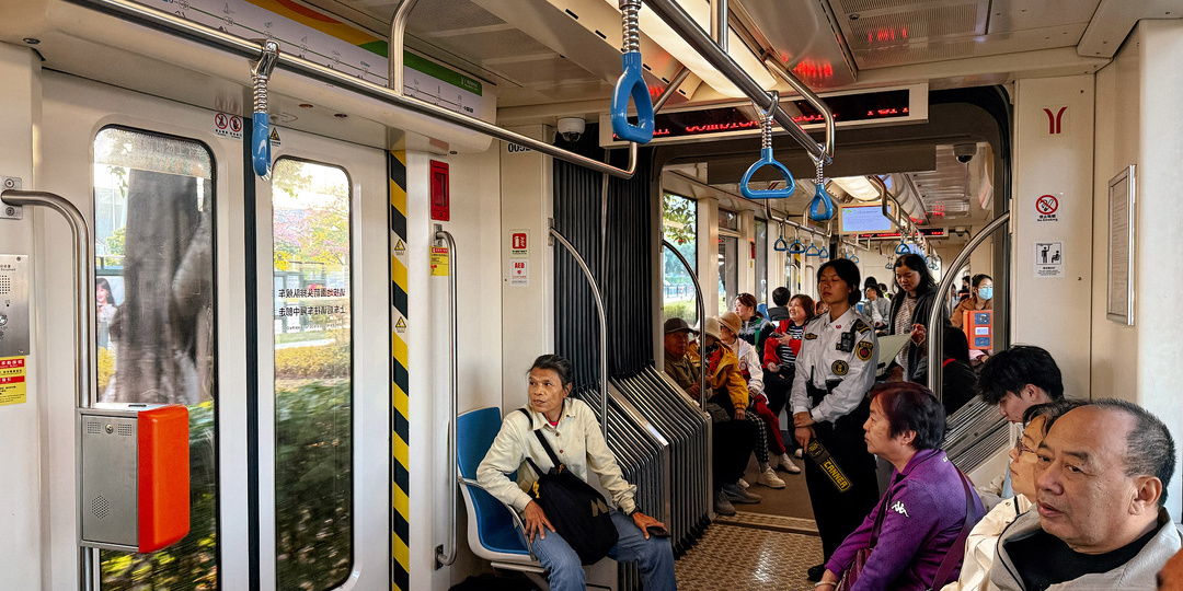 Почему в Китае почти нет мигрантов? Это сразу бросается в глаза