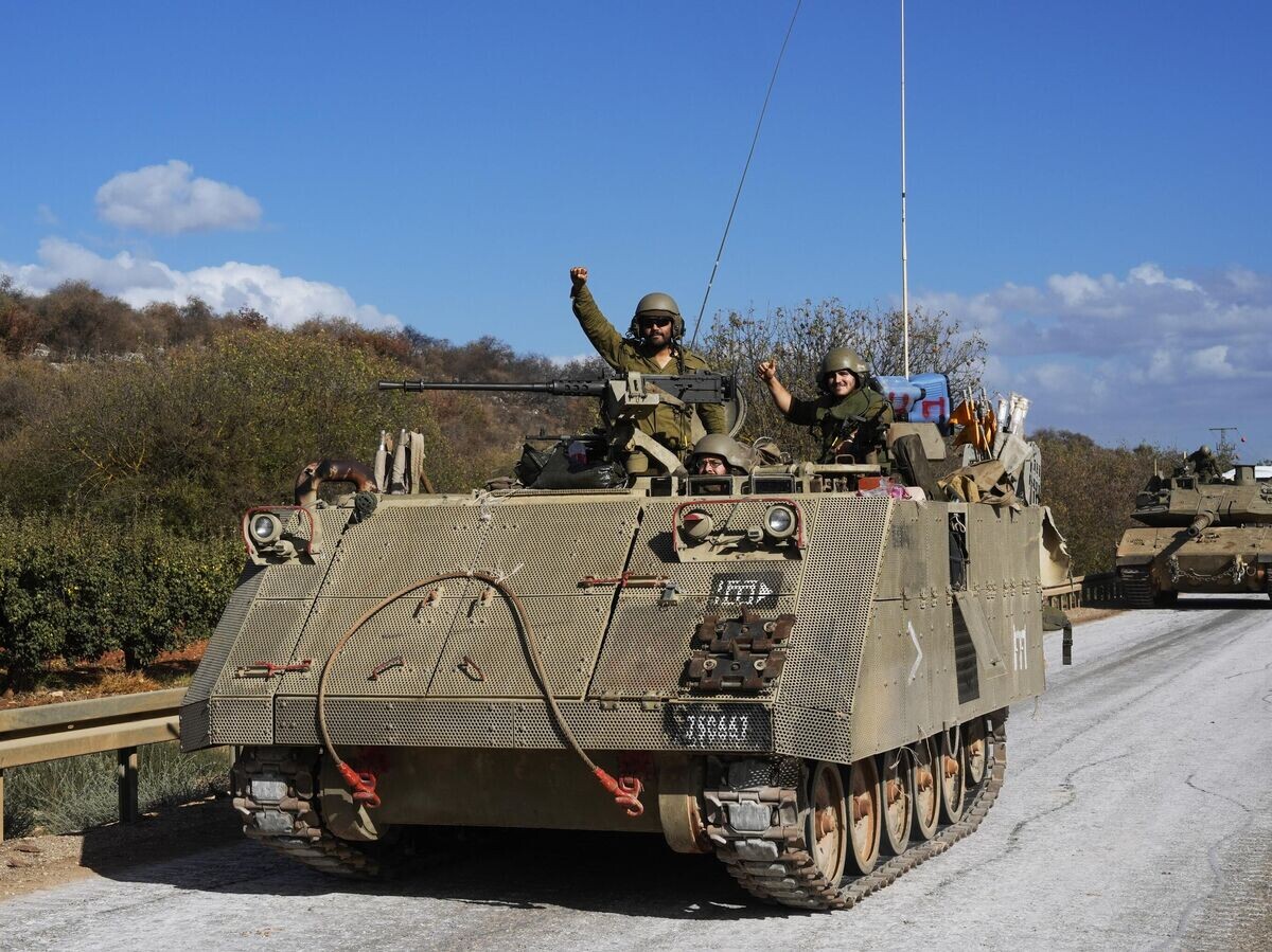    Израильские военные на севере Израиля в районе границы с Ливаном | © AP Photo / Baz Ratner