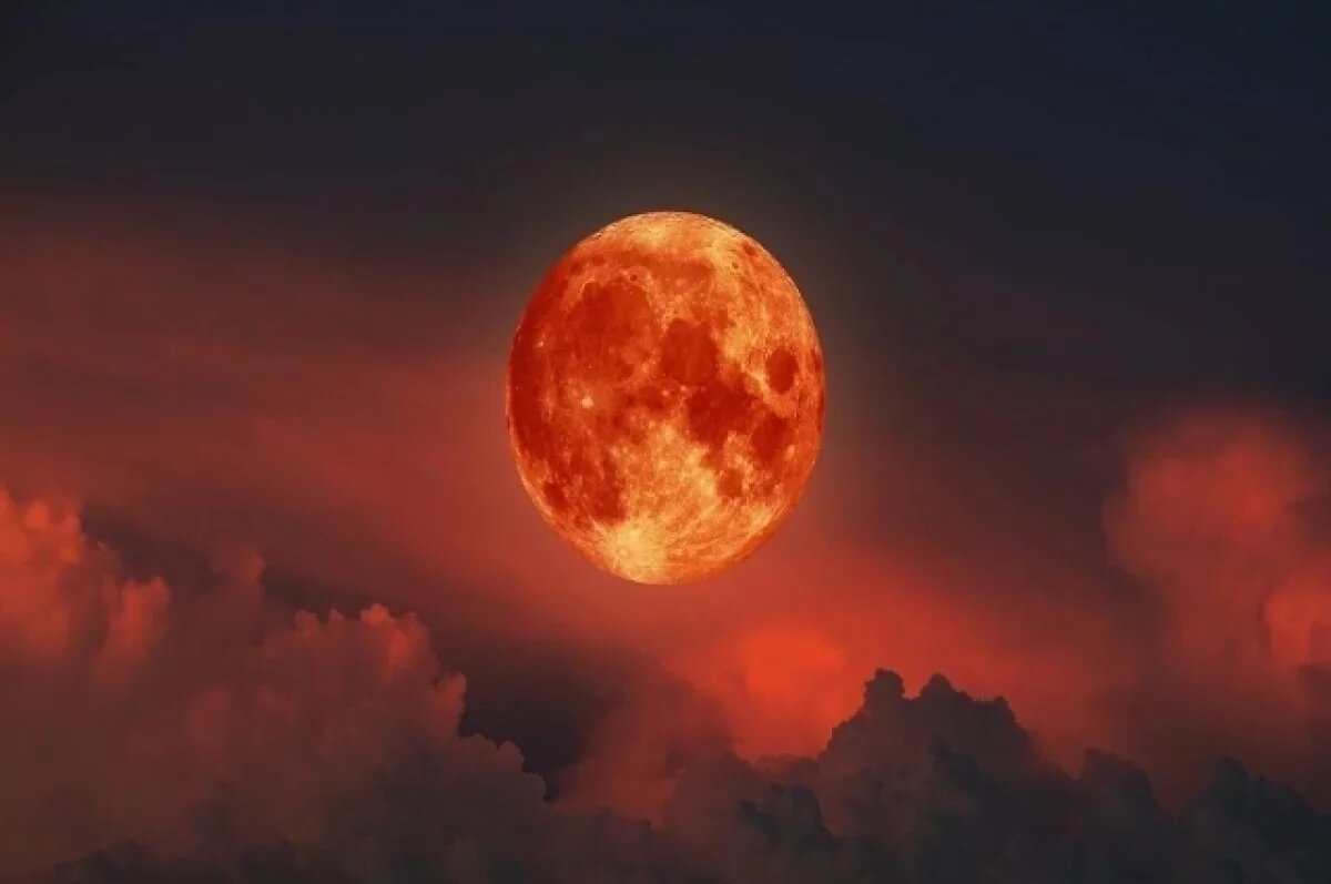    Жители Приморья увидят «Кровавую луну» и «Поцелуй Венеры» в марте