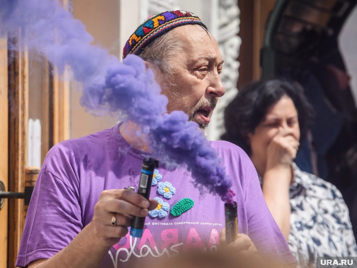     Николай Коляда был бессменным руководителем своего театра