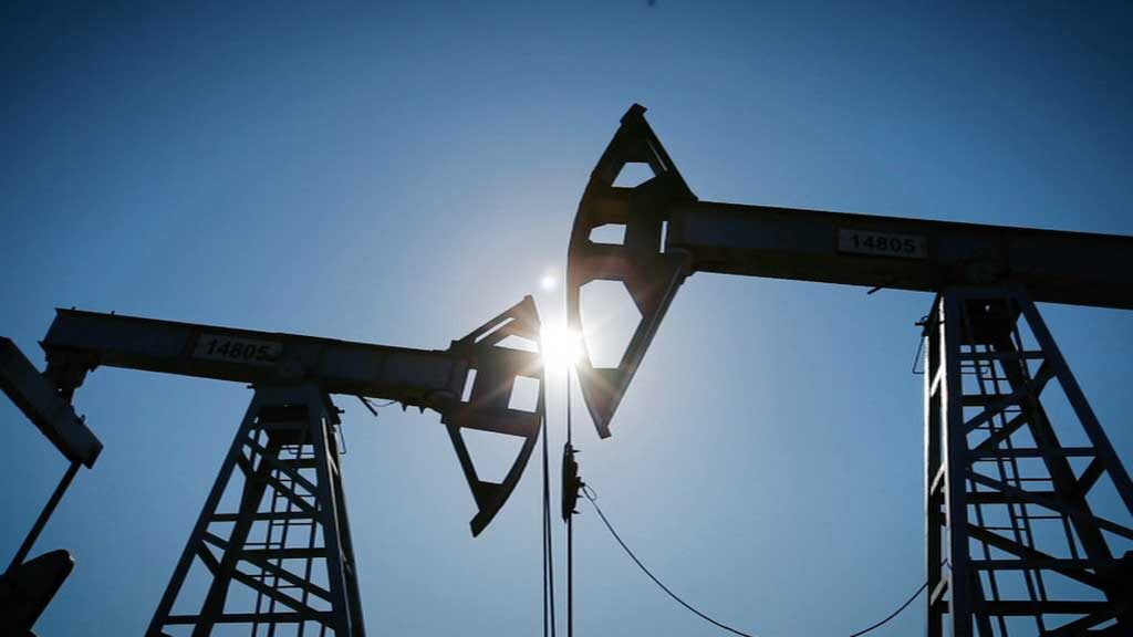    Нефть нефтедобыча качалка (без привязки)