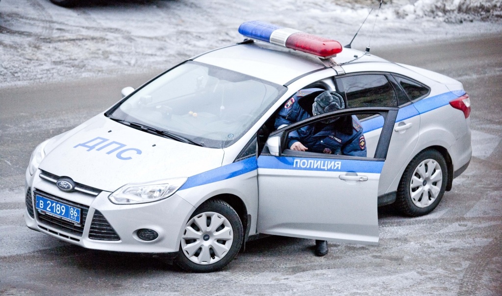    В Ханты-Мансийске автоинспекторы спасли жизнь многодетному отцу