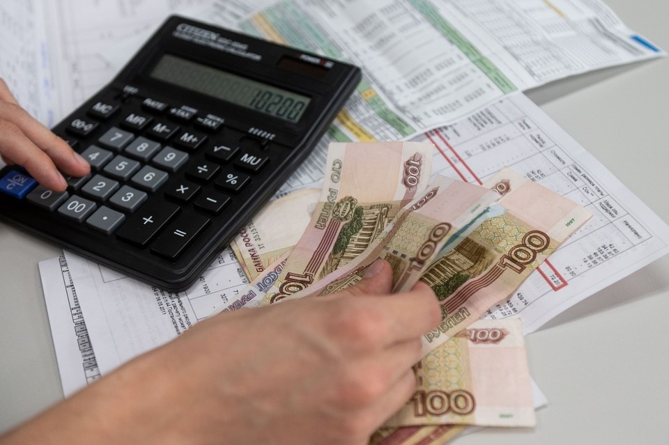    Это единственный нефтеперерабатывающий завод в регионе Юлия ПЫХАЛОВА