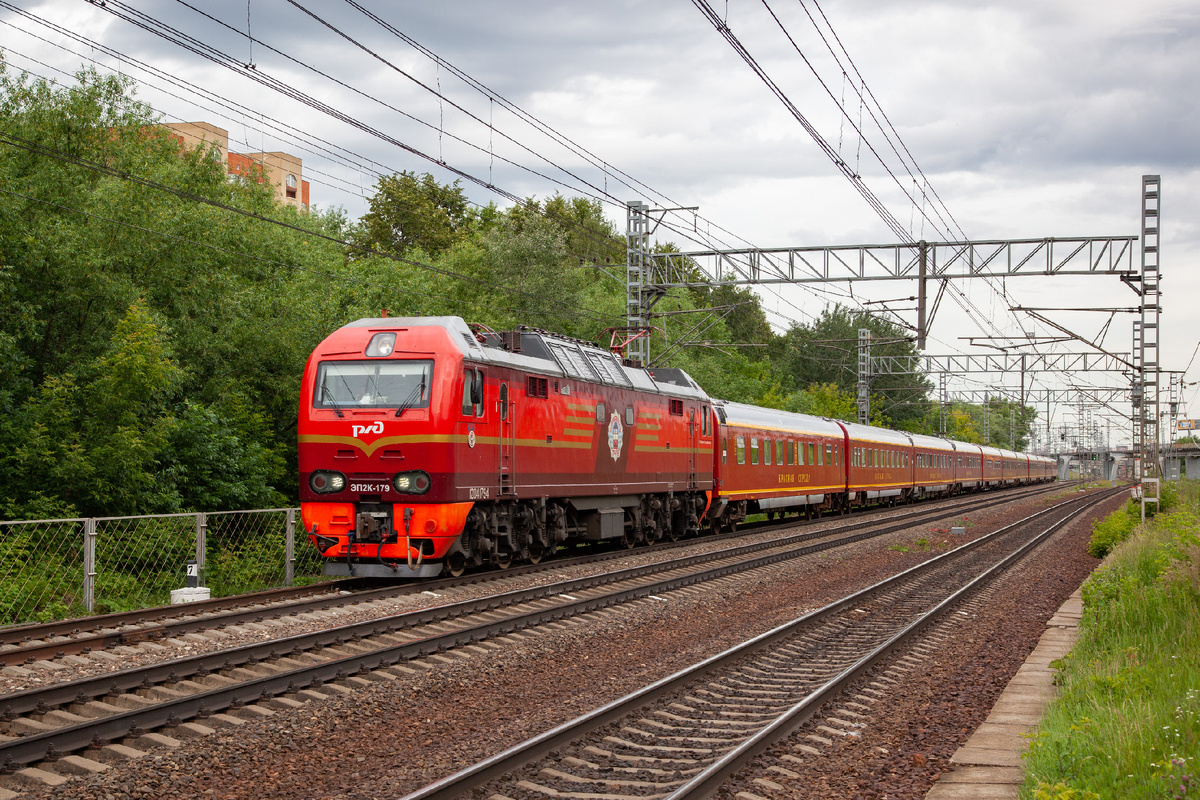 ЭП2К-179 "ТЧЭ-8 Санкт-Петербург Московский"
