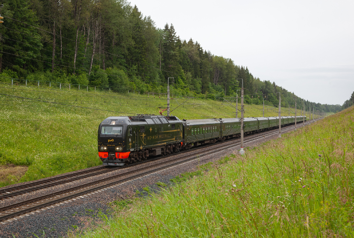 ЭП2К-376 "Ночной экспресс"