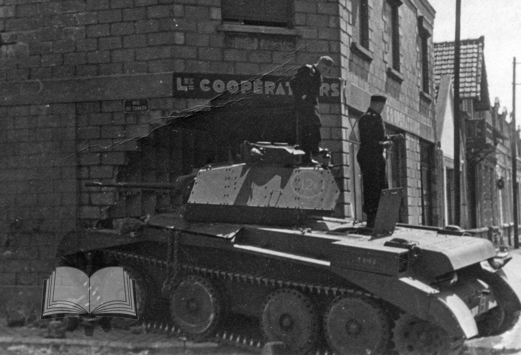 Cruiser Tank Mk.IV ,был лучшим крейсерским танком на май 1940 года. Впрочем, от БТ он ушел недалеко.