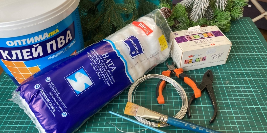 Делаем игрушки из ваты. Этап 2. Обкручиваем ватой проволочные заготовки