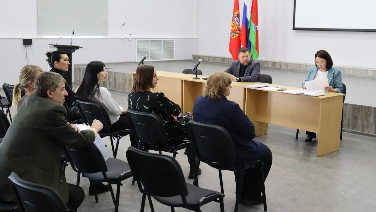     Административная комиссия рассмотрела дела о нападении собак на гайчан. Фото: администрация Гайского округа.