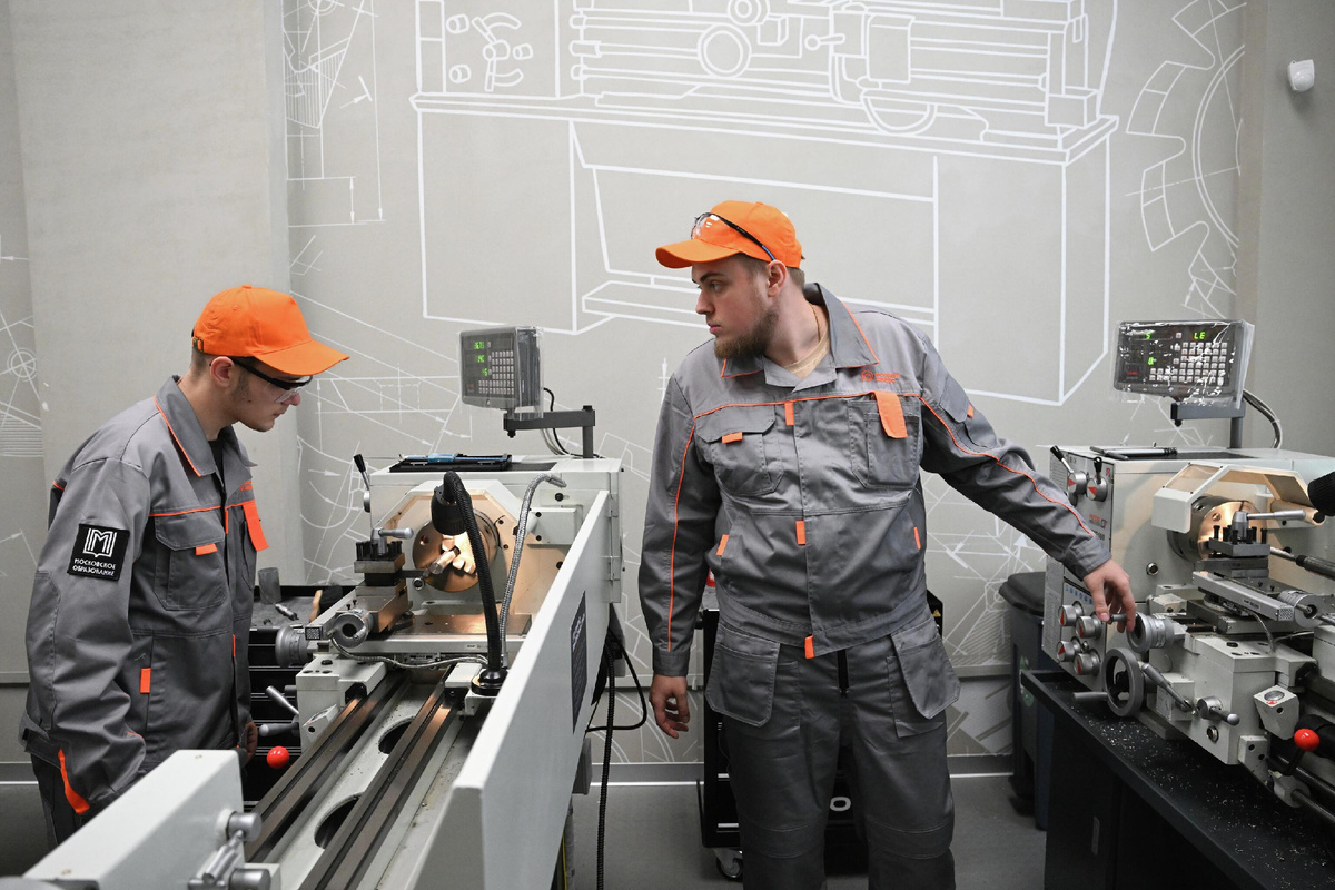 Профессиональное обучение, архив © Sputnik