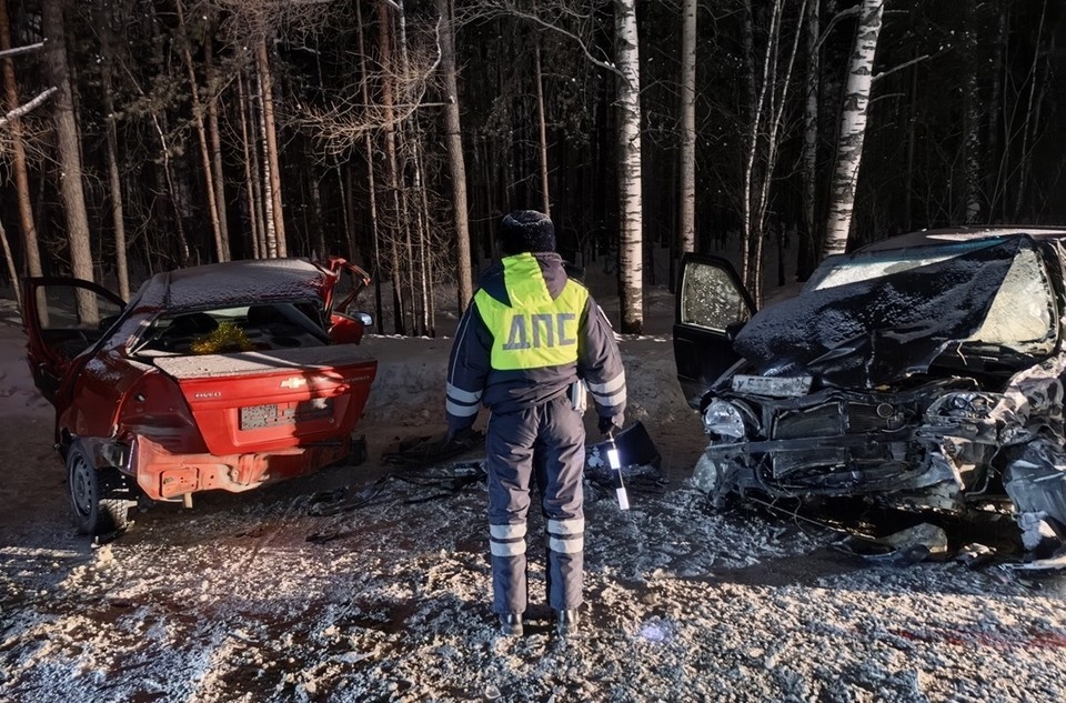    Из-за пьяного водителя без прав в ДТП пострадали две женщины. Фото: Госавтоинспекция Свердловской области