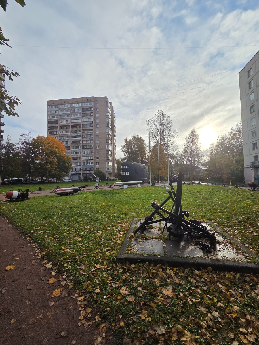 Внешняя экспозиция Музея истории подводных сил России имени А. И. Маринеско