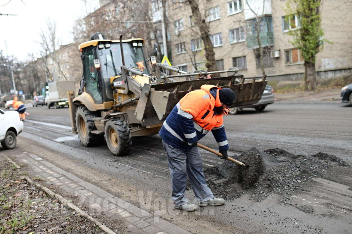 Причиной ям на дорогах стали морозы и перепады температур/Фото: Светлана Кисилева
