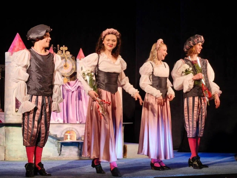    В Луганске восстановили легендарный спектакль «Принцесса на горошине». ФОТО: Минкультуры ЛНР