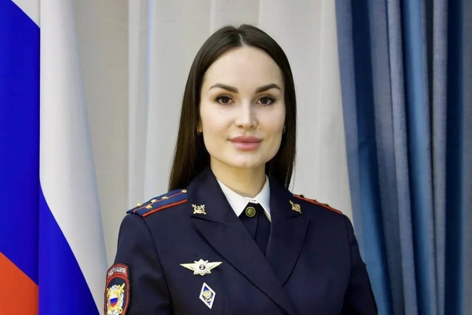    Янина Грузинова считает: кадровая работа — это не только отчеты и личные дела, это прежде всего забота о людях. Фото: ГУ МВД по Ростовской области