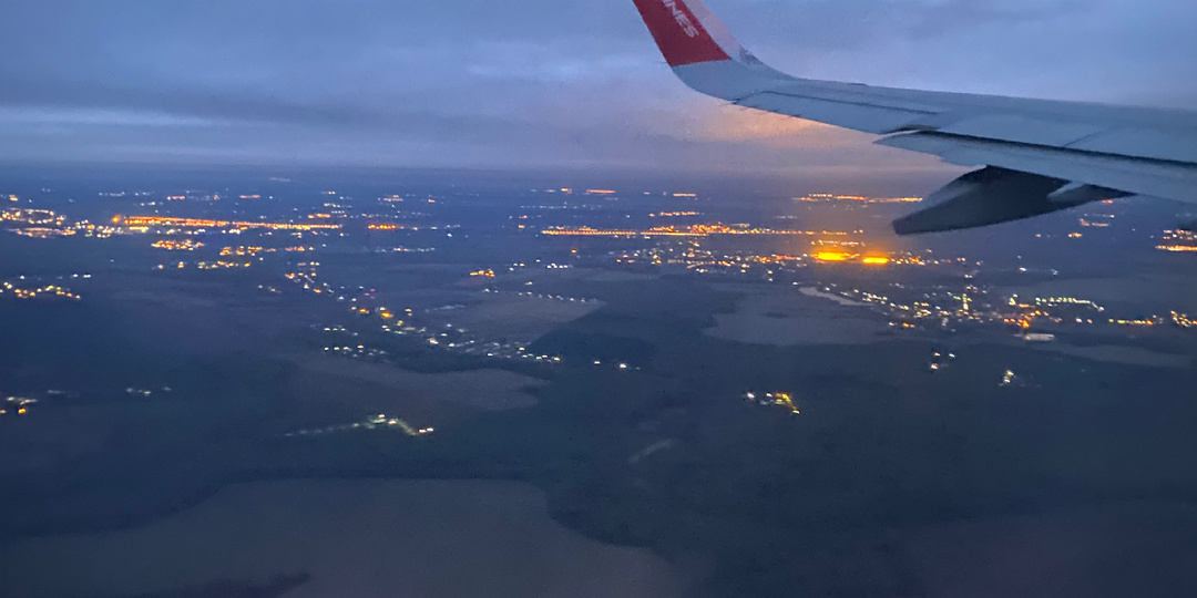 Топ 7 вещей для комфортного длительного перелета