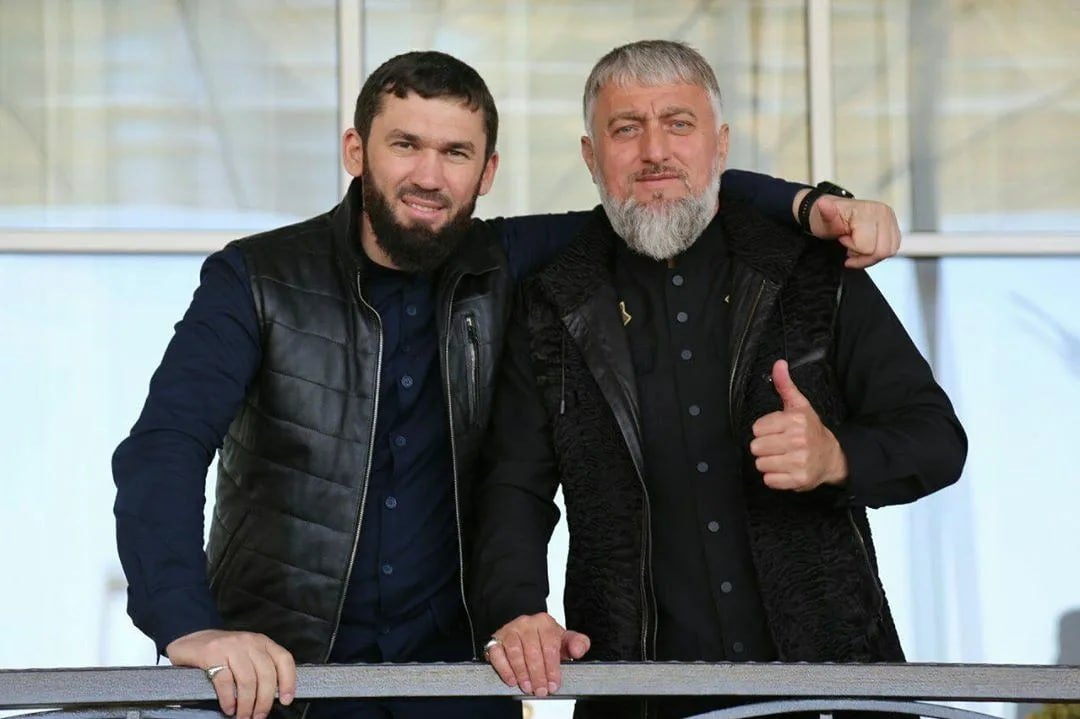 Слева-Магомед Даудов.Справа-Адам Делимханов.(Источник Яндекс Картинки).