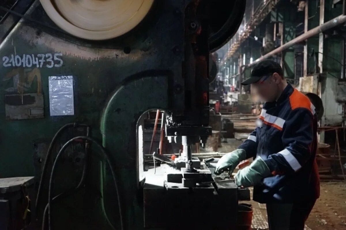    От сосисок до скамеек.