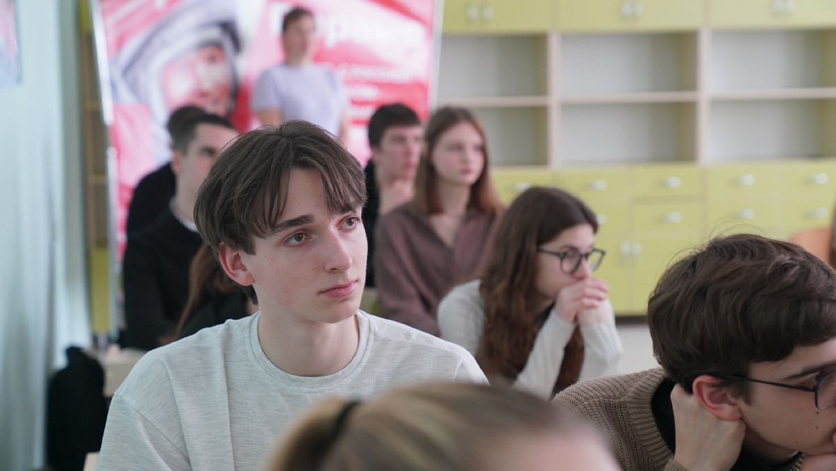 Листайте вправо ➡️