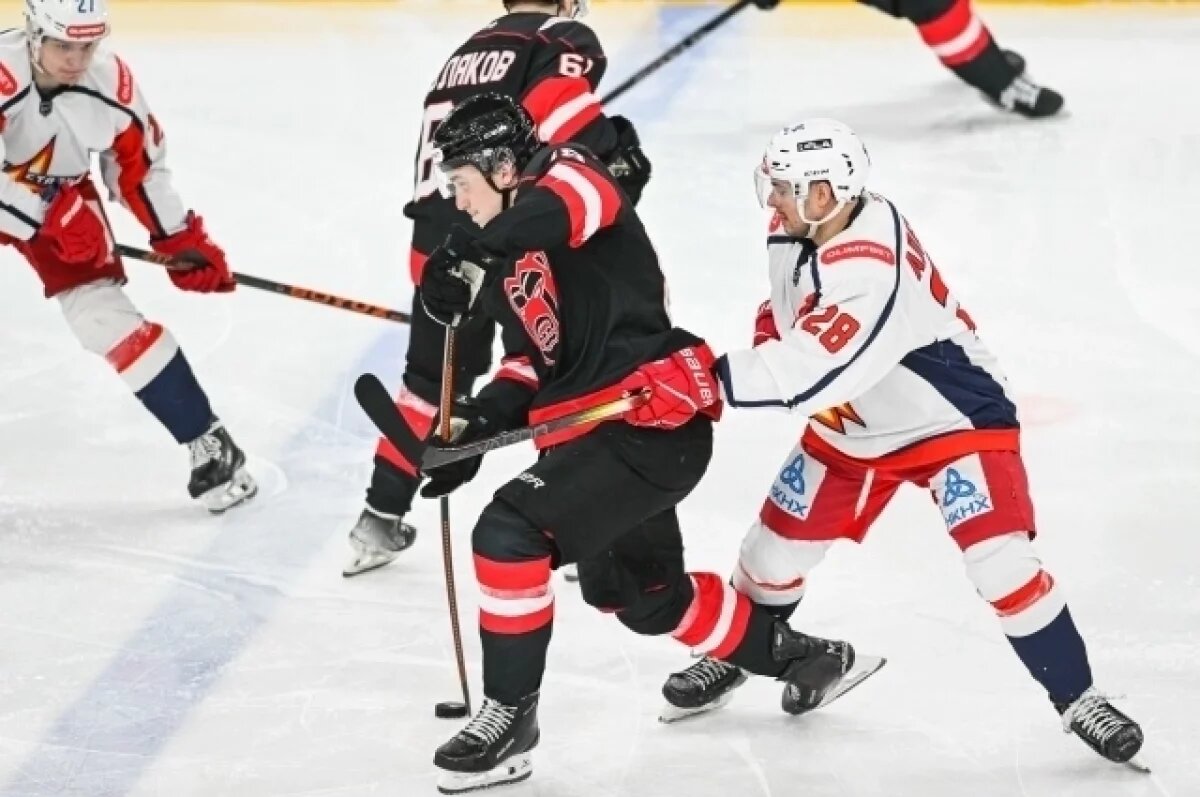    «Ижсталь» начала выездную серию матчей с победы над пермским «Молотом»