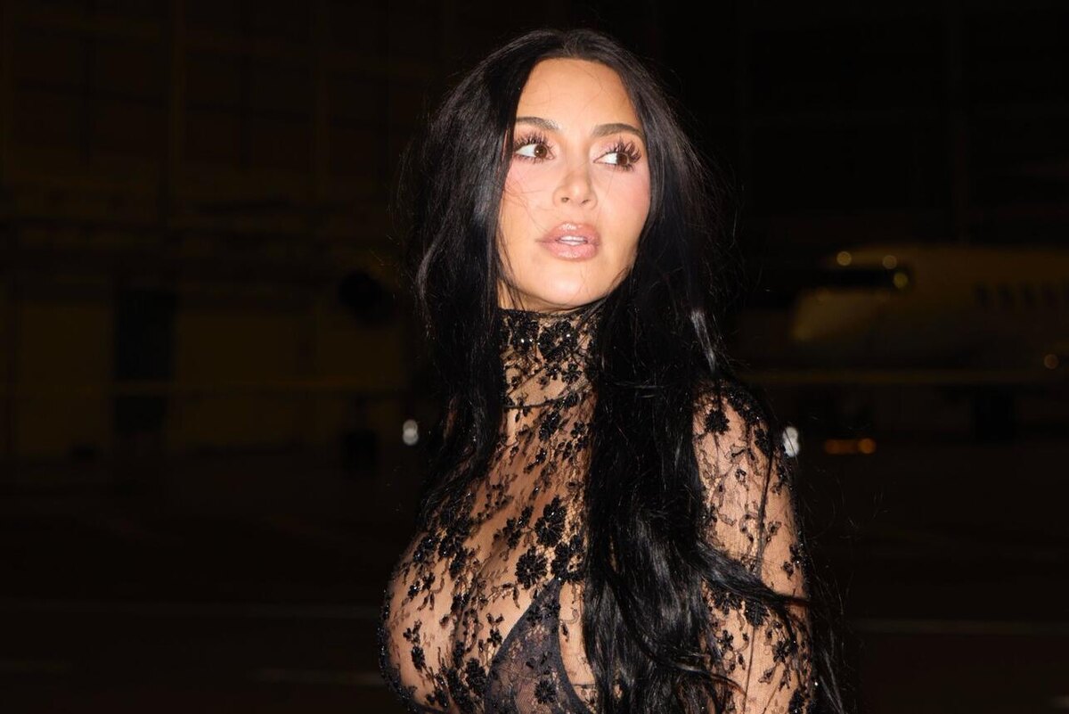    Ким совершила новое путешествие с любимым LEGION-MEDIA