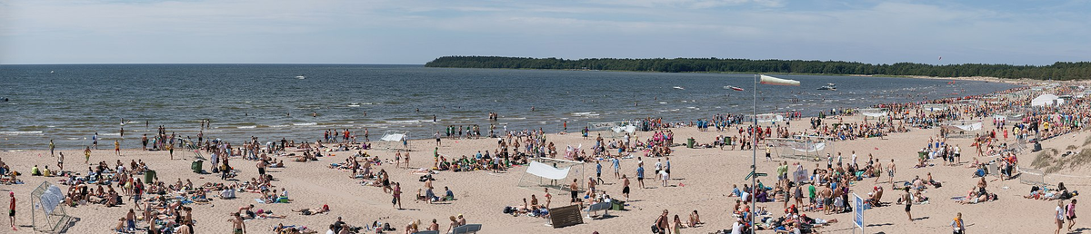 Фото с сайта https://ru.wikipedia.org/wiki/%D0%9F%D0%BE%D1%80%D0%B8?ysclid=mm8wten3q6662066549#/media/%D0%A4%D0%B0%D0%B9%D0%BB:YBF_2010_-_ranta_panorama_2.jpg