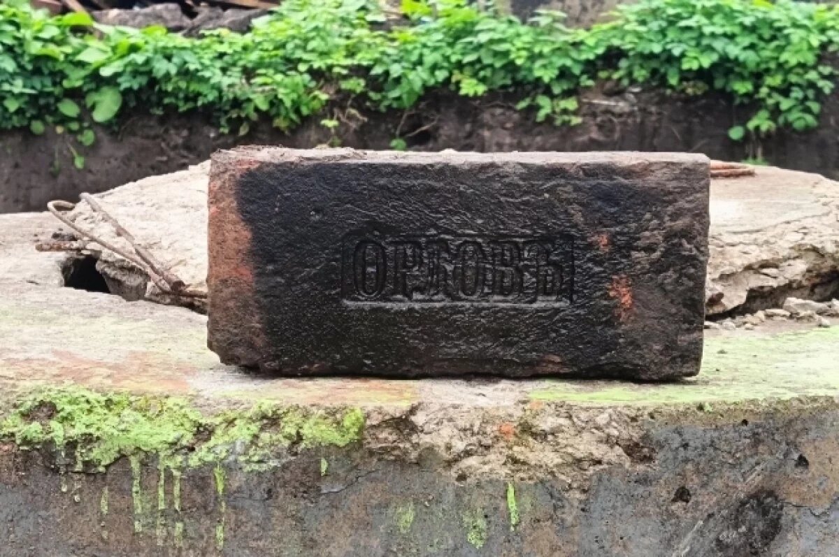    В Рязани обрушилась стена старинного жилого дома, жителей переселили