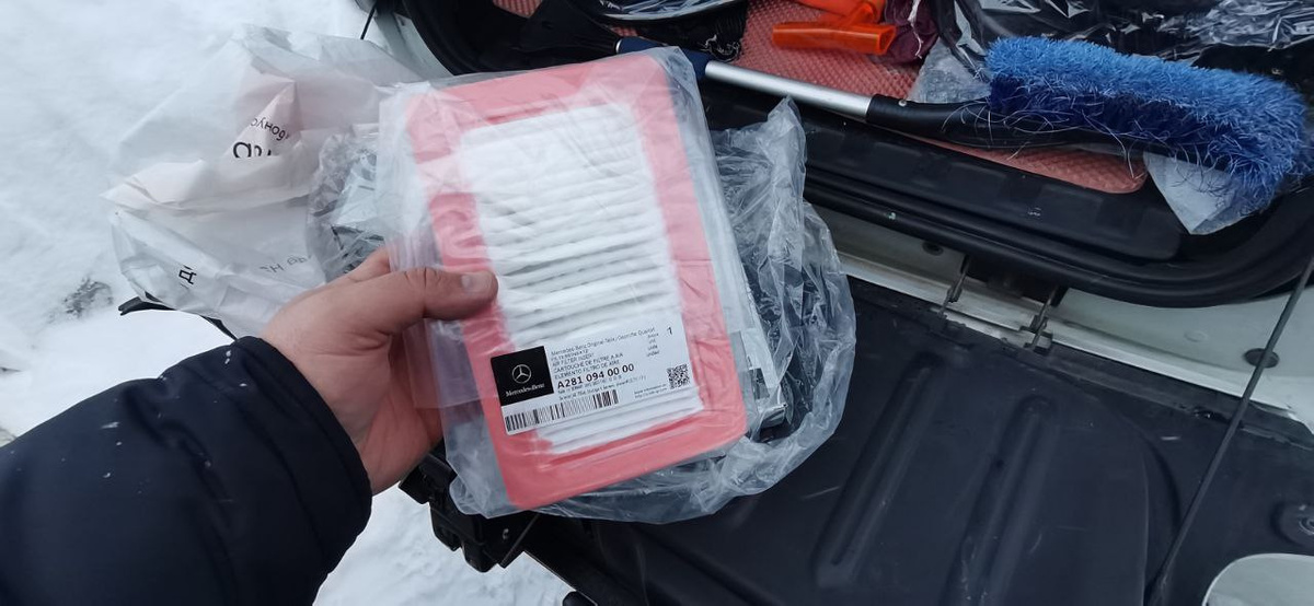 Воздушный фильтр двигателя