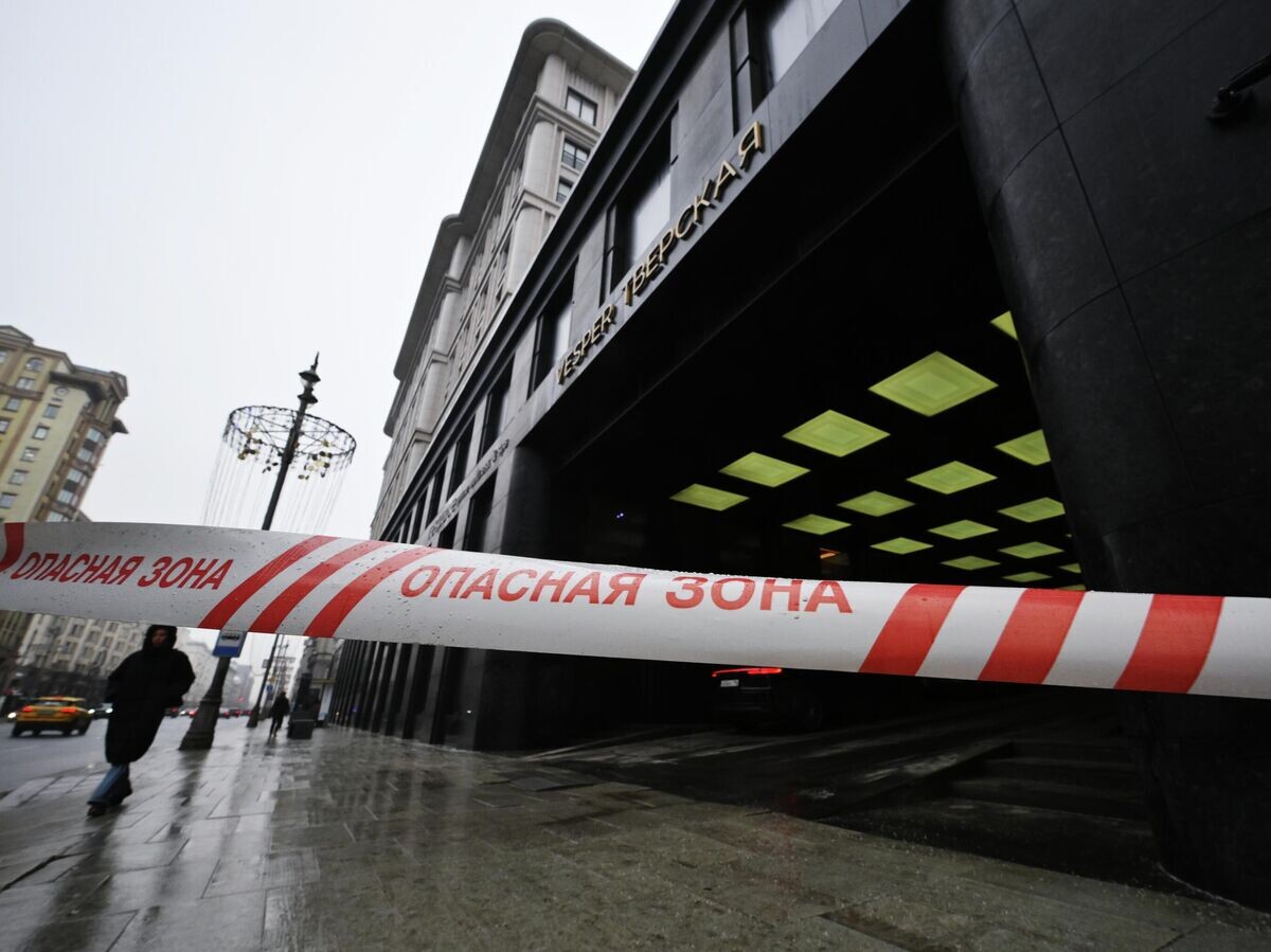    Здание, в котором бизнесмен Умар Джабраилов покончил с собой | © РИА Новости / Юрий Кочетков