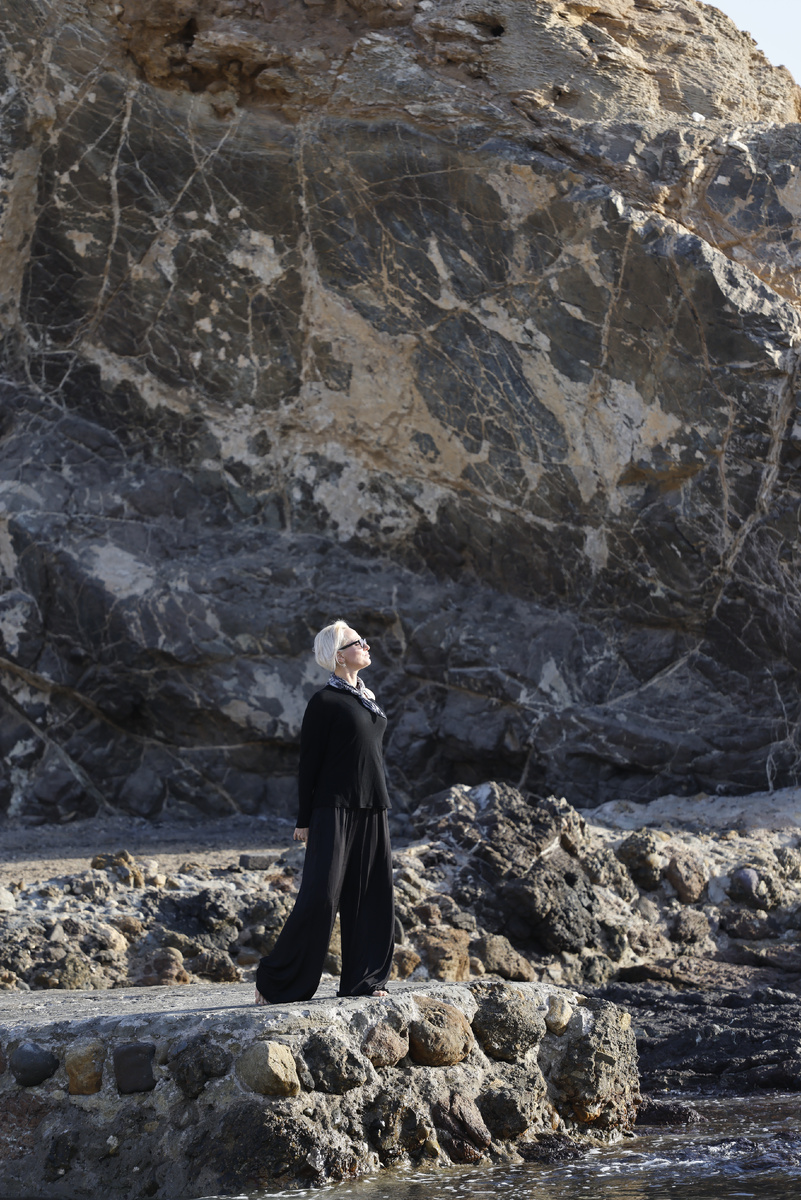 Художница путешествует по Оману