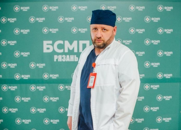    Уролог Алексей Егоров