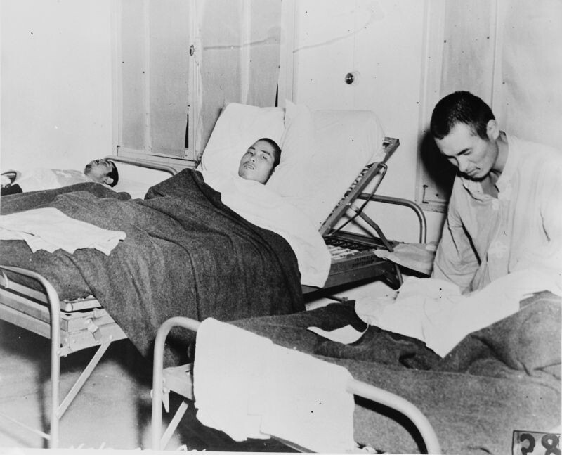 фото с https://yandex.ru/images/search?img_url=https%3A%2F%2Fwaralbum.ru%2Fwp-content%2Fuploads%2F2012%2F02%2F8e00166u.jpg&lr=35&pos=4&rpt=simage&source=serp&stype=image&text=%D1%84%D0%BE%D1%82%D0%BE%20%D0%B3%D0%BE%D1%81%D0%BF%D0%B8%D1%82%D0%B0%D0%BB%D1%8F%20%D0%B2%20%D0%BB%D0%B0%D0%B3%D0%B5%D1%80%D0%B5%20%D0%B2%D0%BE%D0%B5%D0%BD%D0%BD%D0%BE%D0%BF%D0%BB%D0%B5%D0%BD%D0%BD%D1%8B%D1%85сайта: 