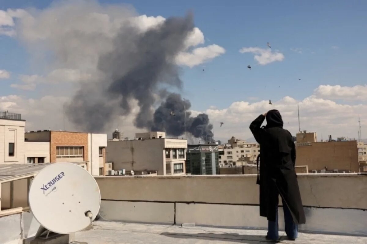    В Иране от ударов США и Израиля погибли минимум 555 человек