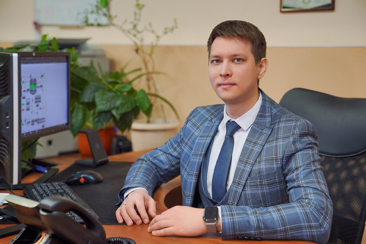 На научной высоте. Руслан Ялчигулов занимается анализом динамики изменения технического состояния оборудования газодобывающих промыслов на основе подходов удалённой параметрической диагностики