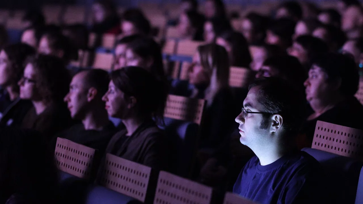 Скоро во всех кинотеатрах и онлайн-площадках...