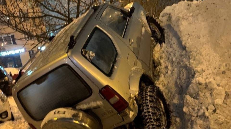 Suzuki Jimny: маленький самурай для больших городских проблем